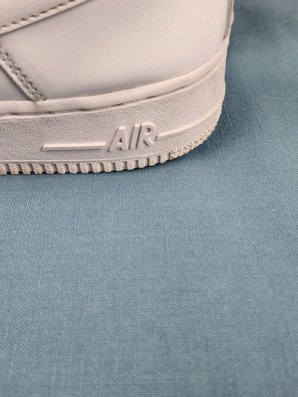 Nike Air Force 1 Low Top White Leather Lace-Up Sneakers Men's 6